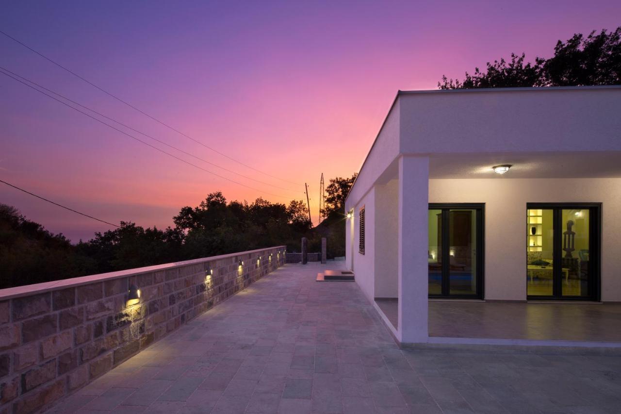 Villa Latina 2 Budva Bagian luar foto